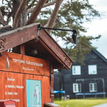 Toftemo Turiststasjon Hotell 3*