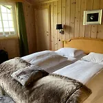 Toftemo Turiststasjon Hotel 3*